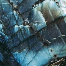 labradorite cassée